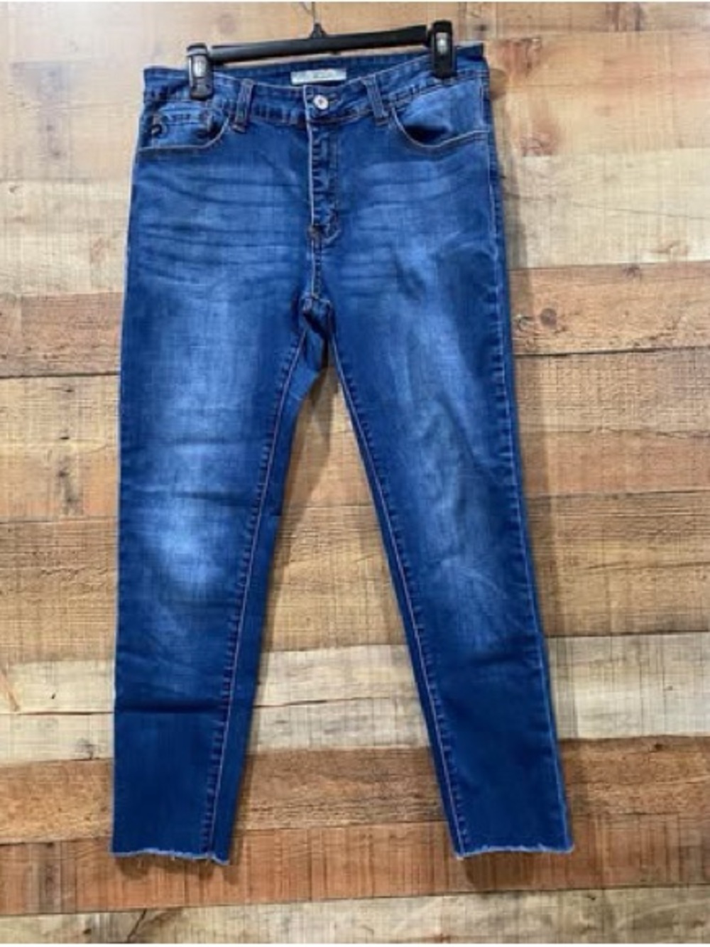 Kancan Raw Hem Cropped Jeans Size 11 (Inseam 26”)